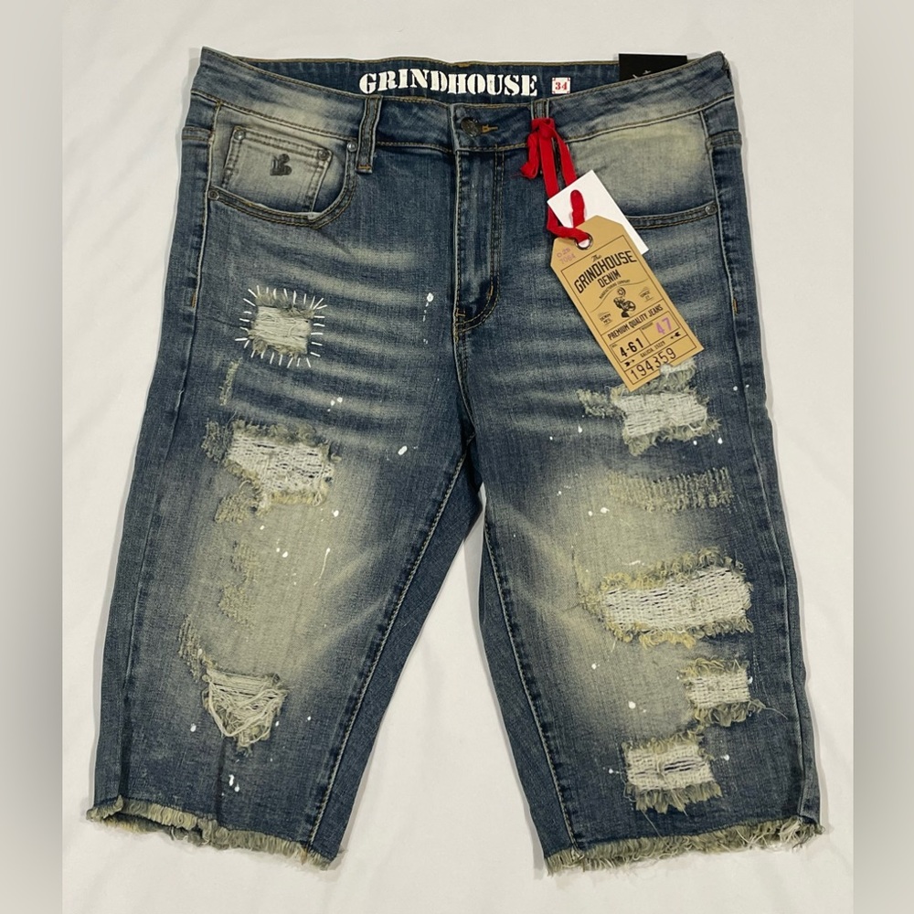 NWT Grindhouse Men's Blue Wash Slim Fit
Patch N Repair Denim Short - Picture 5 of 6